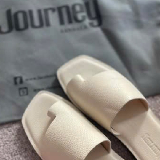 Dép Bảng Xỏ Ngón Chất Journey Liệu Da Cao Cấp